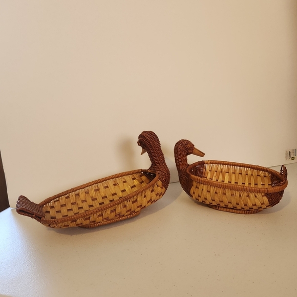 Vintage Duck Wicker Basket Lot Woven Rattan Plant Basket French Country Kitchen - Picture 9 of 9